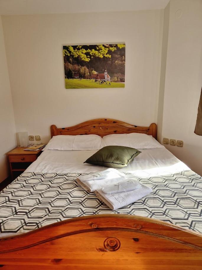 Guesthouse Jelenov Greben Podcetrtek Luaran gambar